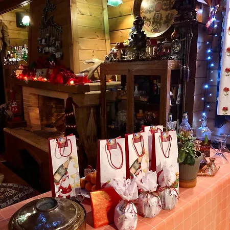 Colours' Pensión 3*