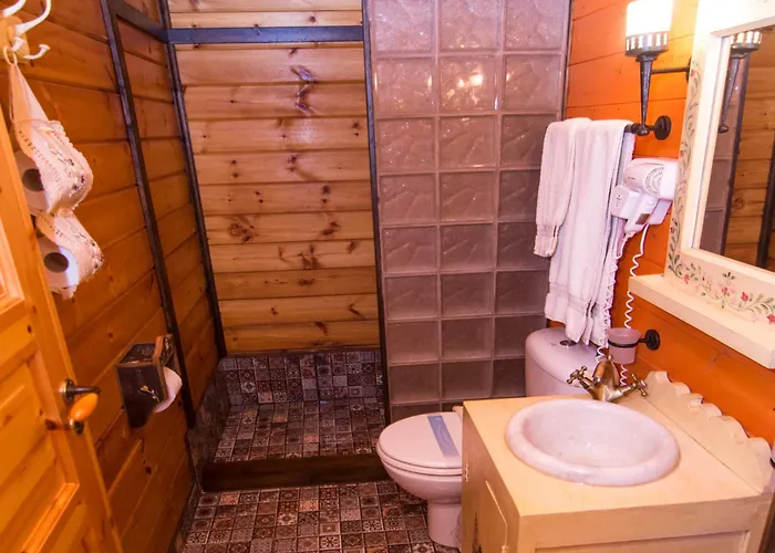 Colours' Synikia Mesi Trikalon